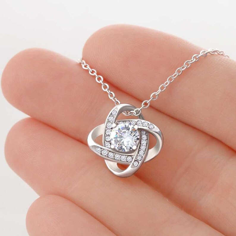 Kalung Ikatan Cinta
